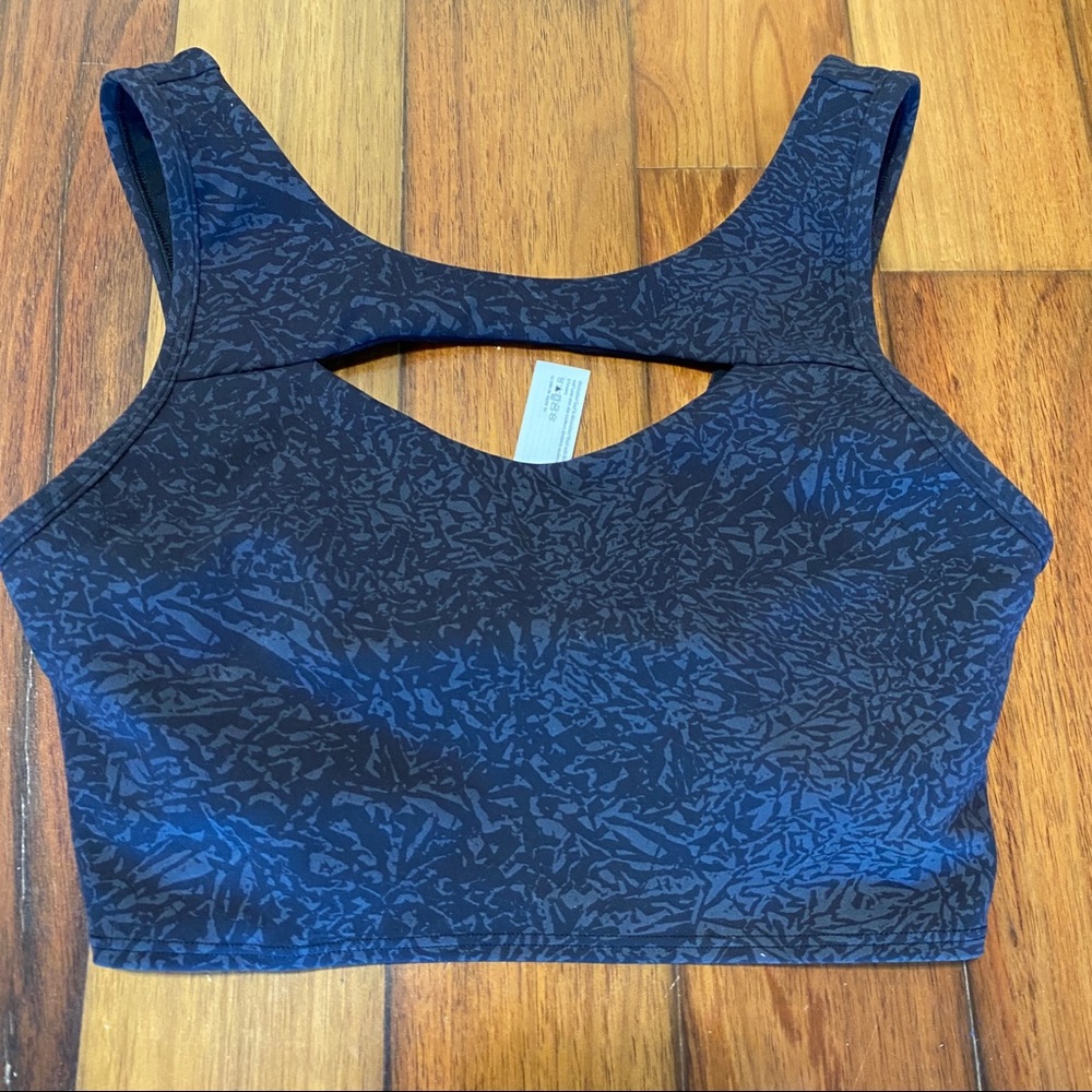 Lululemon train long line cut out bra 2021 size 6